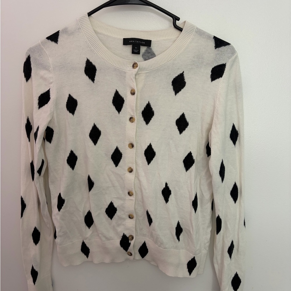 Ann Taylor Cream and Black Diamond Cardigan